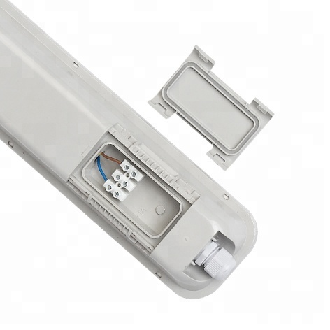 1630207848786597.jpg Hot-Sale-IP65-LED-Tri-proof-Fixture (8).jpg
